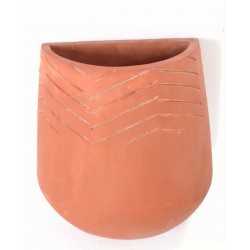 Cheveron Terracotta Wall Pot